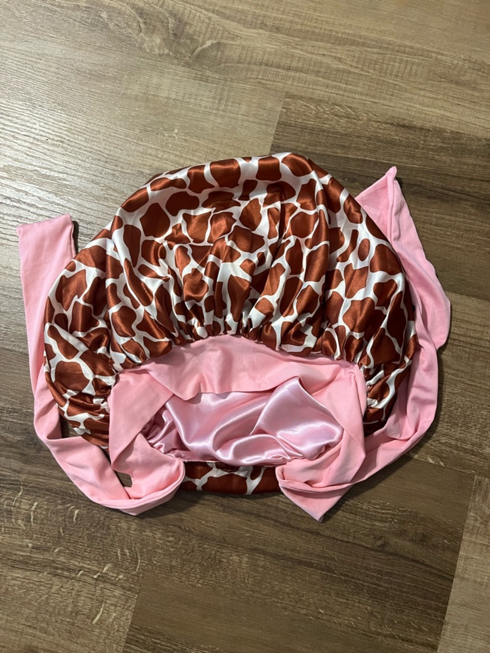 Satin Giraffe-Print Bonnet with Pink Trim
